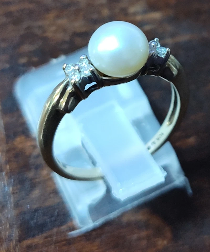 10k Yellow Gold Jewelry 6.9mm Lustrous Real Pearl with Diamonds Ring Sz 6 3/4 - Image 2 of 4