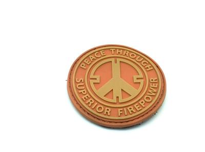 Peace Through Superior Firepower PVC Airsoft Patch hellbraun