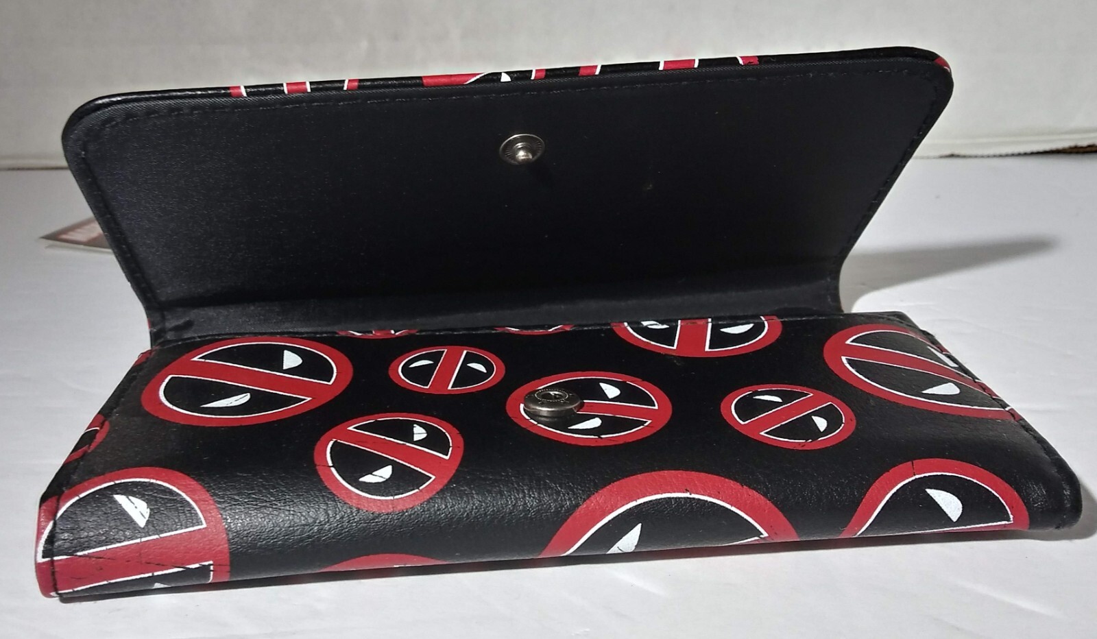 Deadpool Wallet Patchwork Face Distressed Snap Tr… - image 6