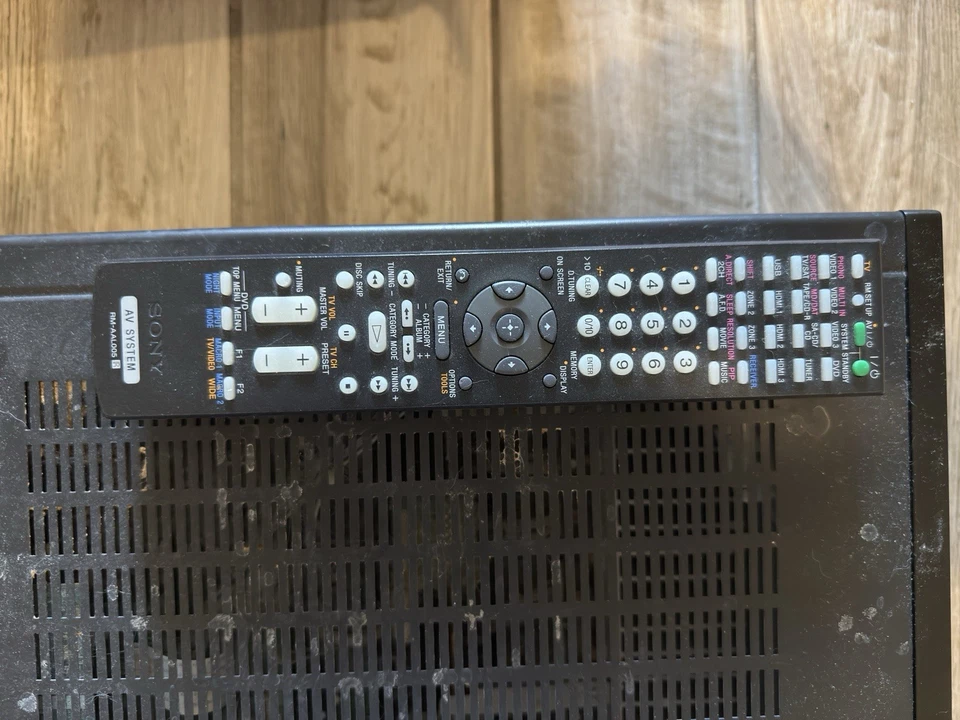 Sony DA5200ES Receiver – For Parts/Not Working – Red Screen Issue - Image 4 of 4