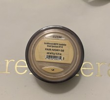 bareMinerals Matte Foundation SPF15 FAIR IVORY 02 - Size 6 g / 0.21 Oz.
