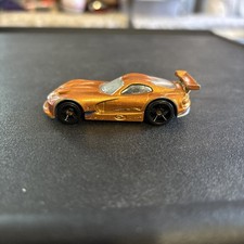 2014 Mattel Hot Wheels Chrysler Srt Viper Gts-r. Viper Is Bronze In Color