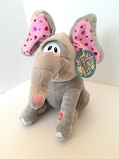 singing elephant with flapping ears