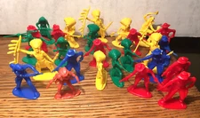 Vintage Cowboys and Indians Plastic Figures Playset Toys Lot of 25 Pieces