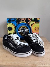 Heelys Pro20 Wheeled Shoes Youth Size 1 Black White Lace Up Excellent Used