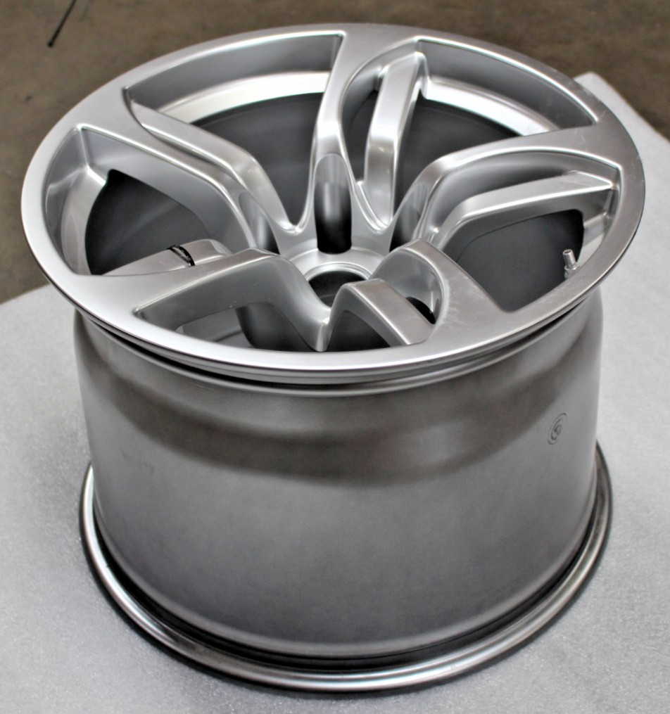 Lamborghini Murcielago, Rear Wheel, Silver, Used, P/N 410601025A