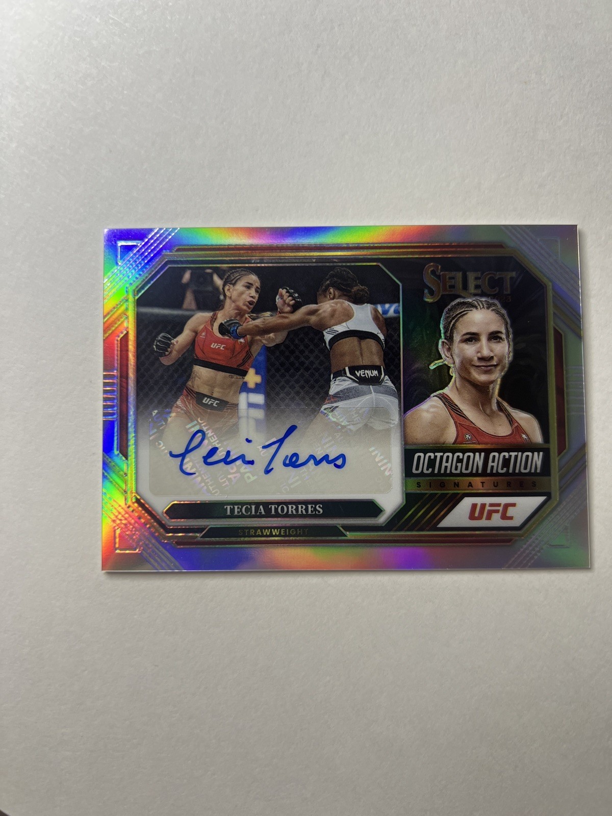 2023 Panini Select UFC - Octagon Action Signatures Tecia Torres #OA-TTS (AU)