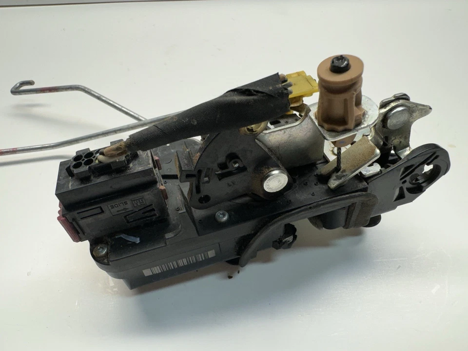 GMC SIERRA 1500 2010-2013 pestillo de puerta del conductor delantero con entrada sin llave Foto 4 de 4