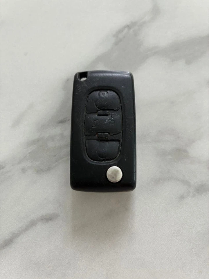 Peugeot Genuine Smart Key Used New Old Stock Electronics OEM HH1 Foto 2 de 3