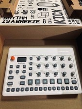 ELEKTRON Model:SAMPLES Groovebox w/ Box Accessories Tested Japan Works MG01 7.0