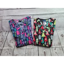 Tafford Scrub Uniform Top Womens Vneck Christmas Holiday Prints Size M 36