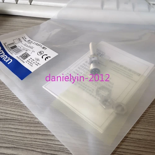 1Pcs New Omron E2E-X1R5F1-M1 Proximity Sensor
