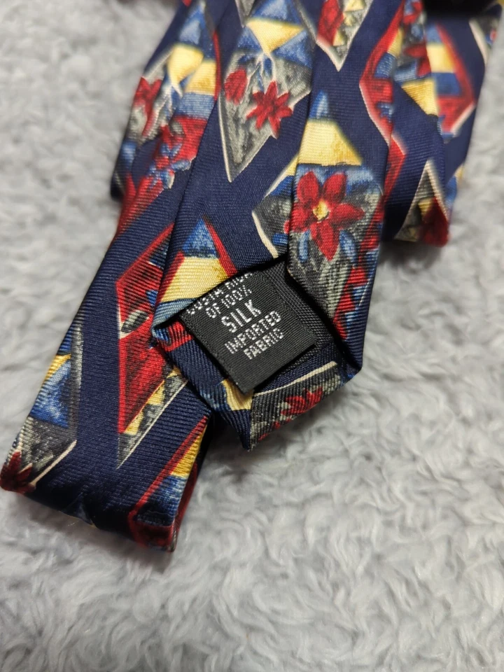 Corbata Cambridge Classics patrón floral de seda Foto 3 de 4