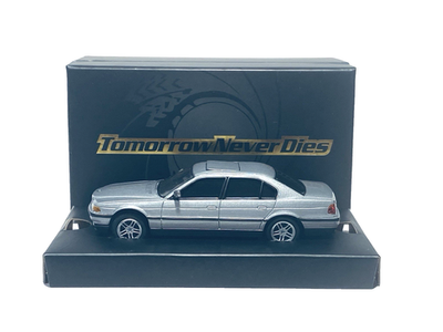 Corgi BMW 750IL Silver Gray James Bond 007 Tomorrow Never Dies 1