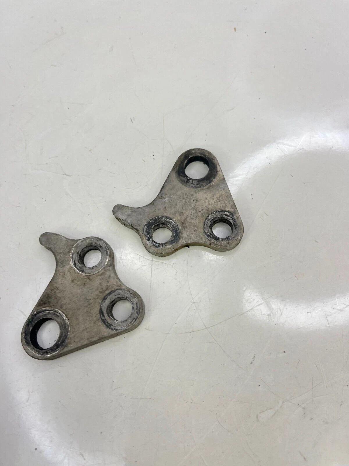 2009 2010 KX250F Motor Mounts Brackets Lower Front Engine 32190-0431