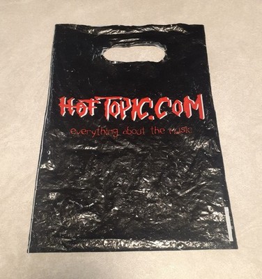 2007 Hot Topic everything about the music Black Retail Bag + Free Key Chain