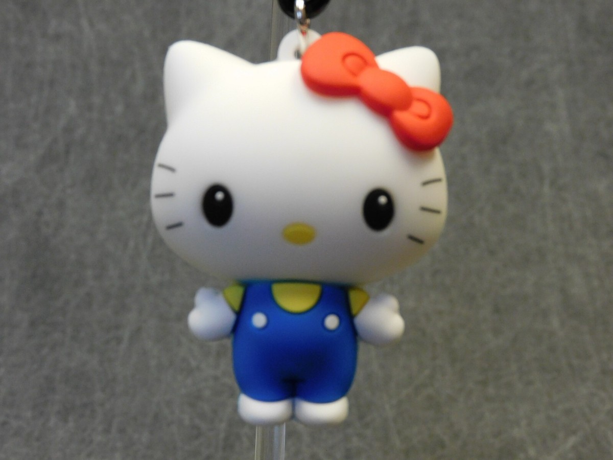 Hello Kitty and Friends NEW * Hello Kitty Blue Clip * Blind Bag