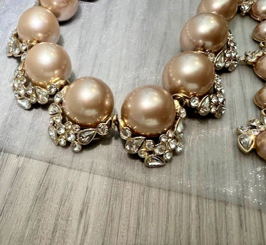 Gioielli Givenchy beige e marrone con perle *Lusso* SCEGLI COLORE