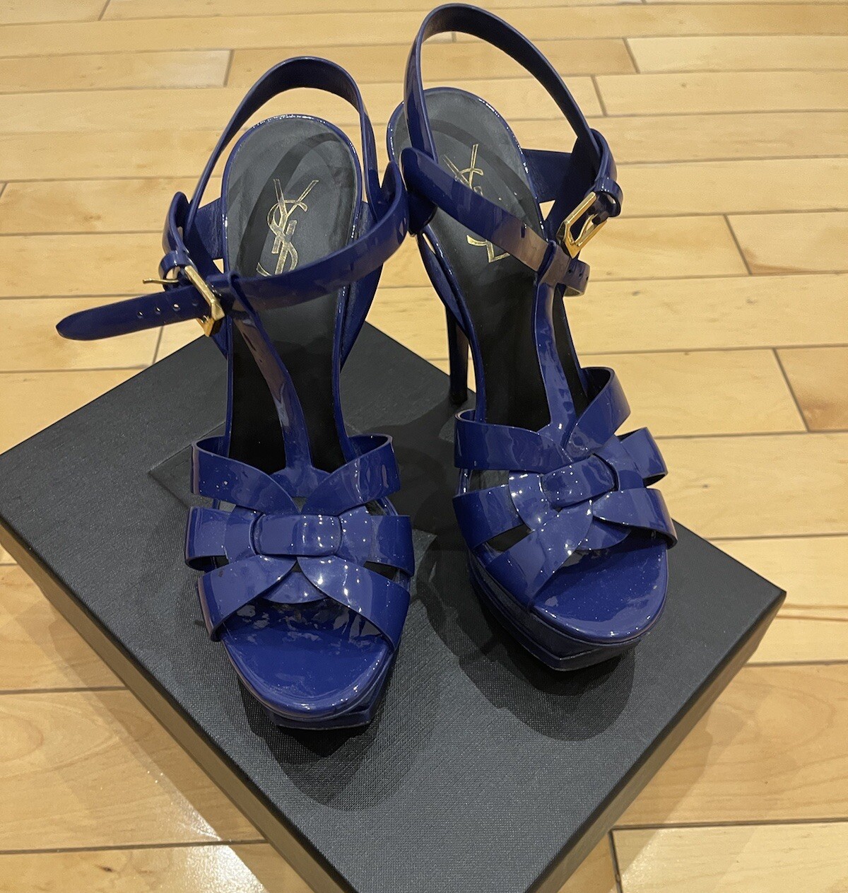 Yves Saint Laurent Tribute Beige Leather Sandals Shoes, 37