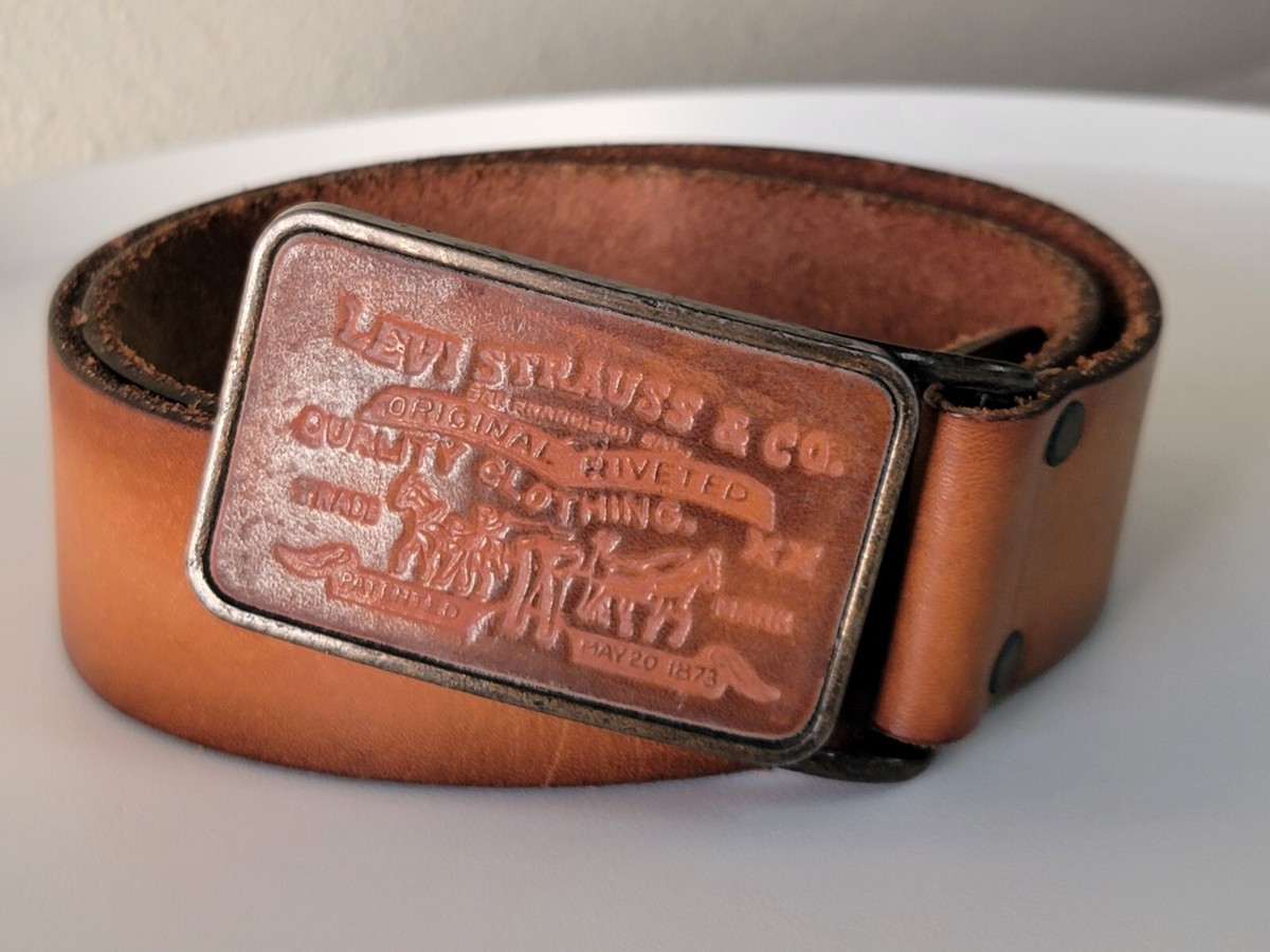 VTG 70s LEVI Strauss/LEVI'S LEATHER Logo Patch BUCKLE + BELT Fits