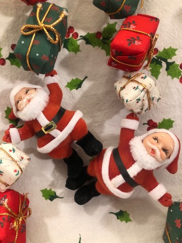 Vintage Christmas~ Flocked Santa & Fabric Gift Garland~ 6’~ Tree & Mantel Decor - Picture 4 of 6