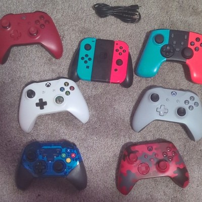Microsoft Controller Lot: Xbox Wireless + Switch Joy-Con, 3ft Cable