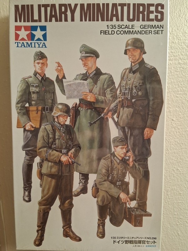 TAMIYA 35298 MILITARY MINIATURES GERMAN FIELD COMMANDER SET 1/35 FACTORY SEALED 