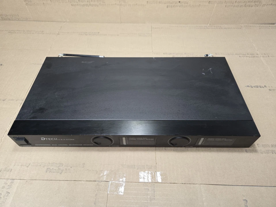 DTech DTD 68 Dual Channel Wireless Mic System Receiver, Missing 1 Antenna & Mics - Image 3 of 4