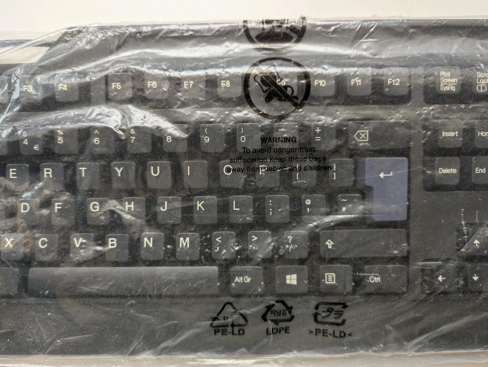Lenovo QWERTY PS2 Keyboard with Palm rest support UK Layout - Image 3 of 4