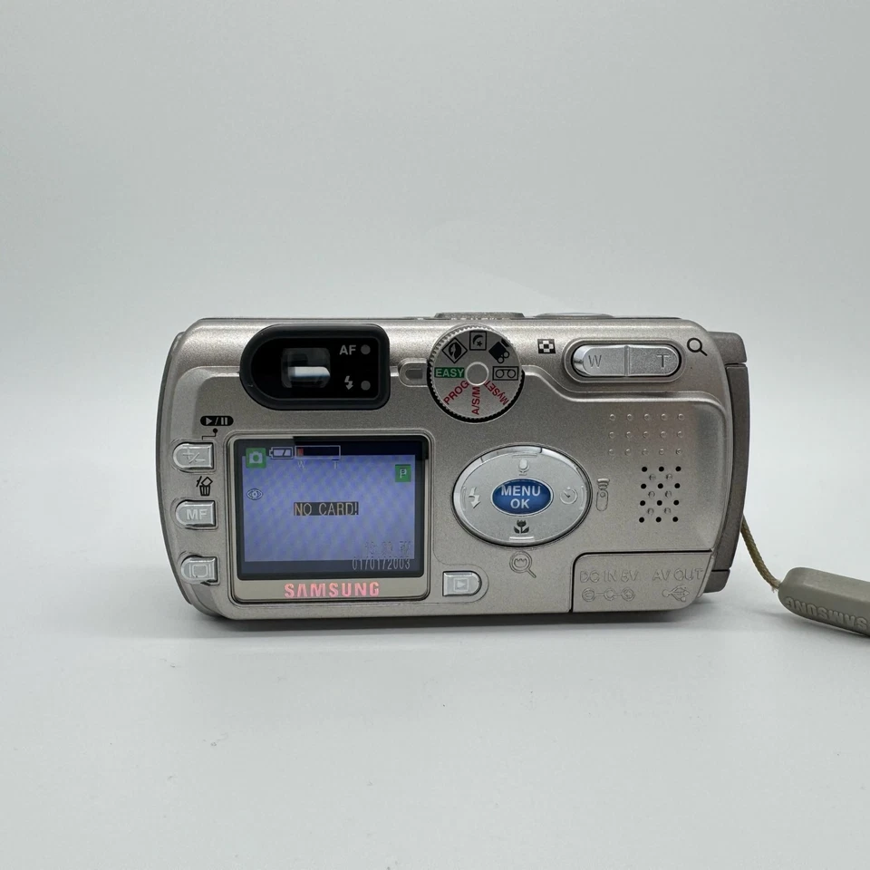 Samsung Digimax V4 Digital Camera Compact 4MP 3x Zoom with Case Tested Working - Image 3 of 4