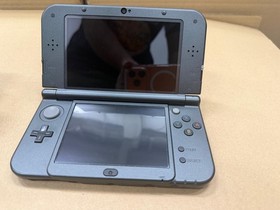 Nintendo New 3DS XL handheld game console - Black