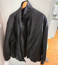 Men s Black Leather Zip-Up Jacket Size L Stand-Up Collar Quilted Lining