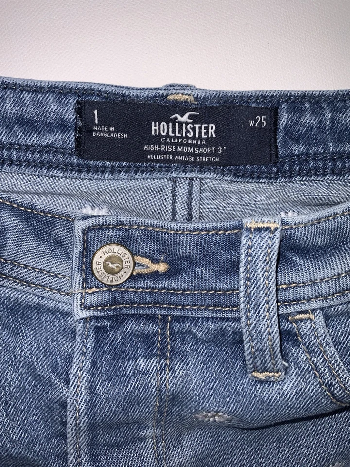 Shorts Hollister tamanho 1 W25 cintura alta mãe margarida flor bordado recorte - Imagem 3 de 4
