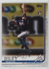 2019 Topps Update Photo Variation Austin Riley SP (Fielding) Rookie RC 10k8