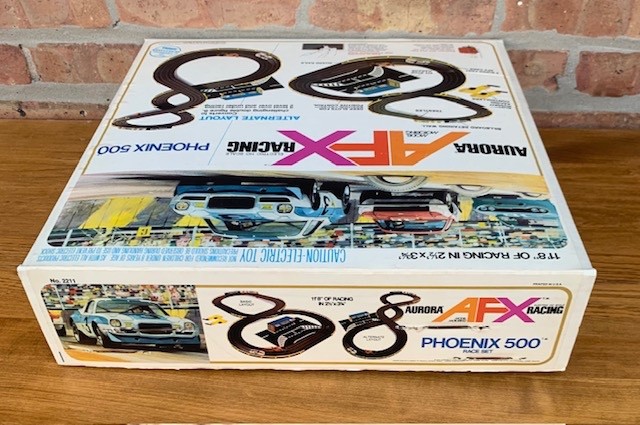 Aurora AFX Model Motoring Phoenix 500 HO Racing Set Track 1974 T