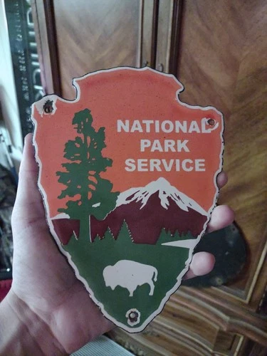 VINTAGE NATIONAL PARK SERVICE PORCELAIN SIGN OLD FOREST RANGER STATION ARROWHEAD