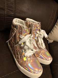 shiny tennis shoes