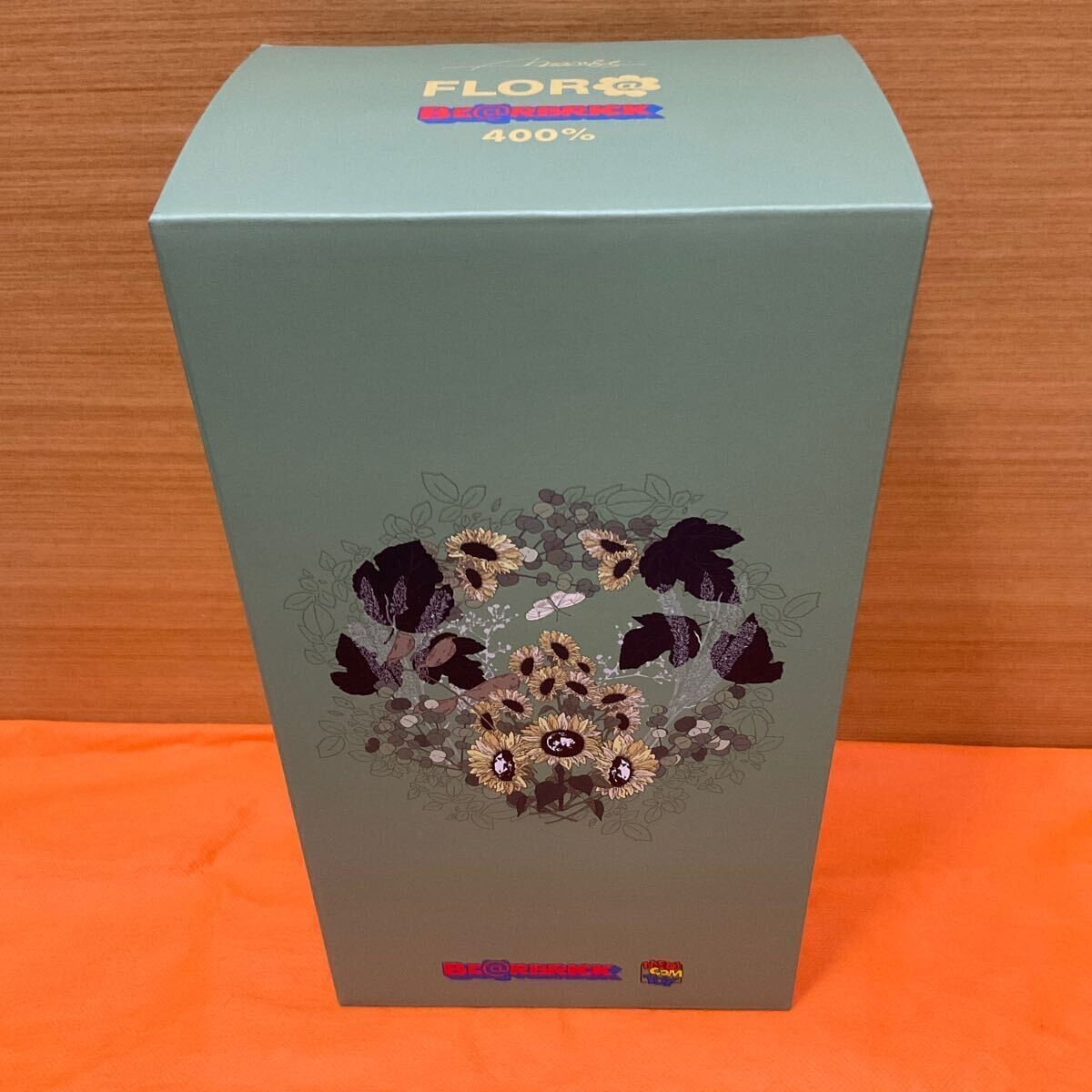 Medicom Toy BE@RBRICK FLOR@ SUNFLOWER 400% Bearbrick Limited