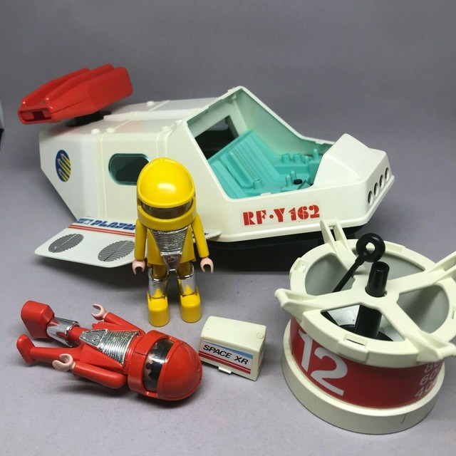 playmobil spaceship 1980
