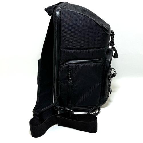 Tenba Shootout Sling Camera Backpack Medium Black with Dividers and Inserts - Picture 2 of 9