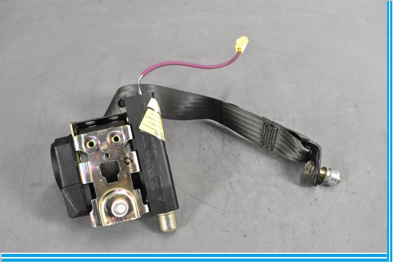 OEM Maserati M139 Quattroporte 05-08 Rear Left or Right Seatbelt Black 0403049