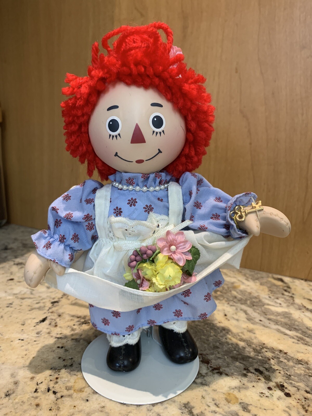 raggedy ann porcelain keepsake doll