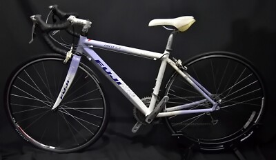 FUJI FINEST 2.0 ROAD BIKE SIZE X-SMALL, 44 CM, 27 SPEED, ALUM AND