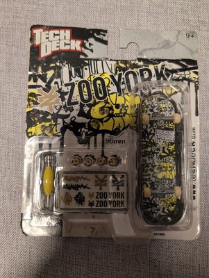Tech Deck Fingerboard Kevin Taylor Zoo York Graffiti Series