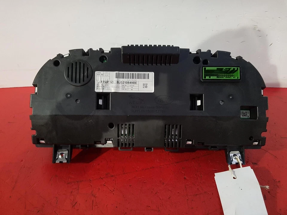 2011 RANGE ROVER EVOQUE 2.2L DIESEL 6 SPEED AUTOMATIC SPEEDO BJ3210849EH - image 4 of 4