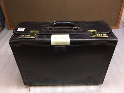 Kodak Carousel 4400 35mm slide projector, Zoom lens, 140 tray, remote, bulb,