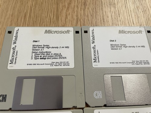 Microsoft Windows 3.1 on 3.5" 1.44MB 6 Floppy Disks Install Setup - Picture 2 of 5