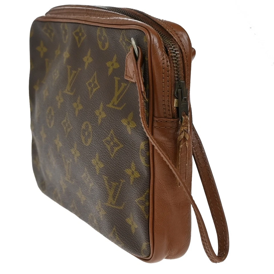 Bolso de Mano Deportivo Bolso sin asas Louis Vuitton Logo Pochette Cuero Monograma BN 04YH208 Foto 3 de 4