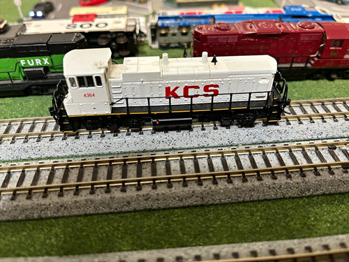 Locomotora diésel Atlas escala N KCS Kansas City Southern #4364 DCC | Condition: Used