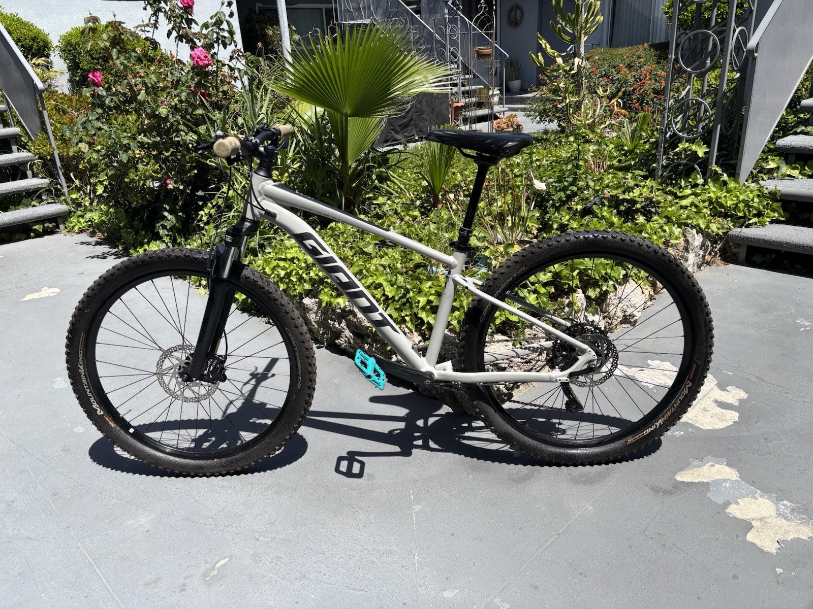 Giant Talon Mountain Bike 